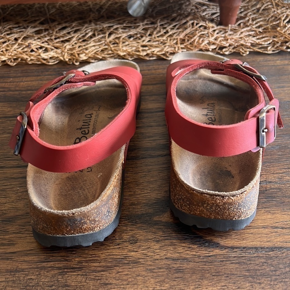 Birkenstock Betula Womens 7 Mens 5 Leather Buckle Strap Sandals Red - Picture 4 of 11